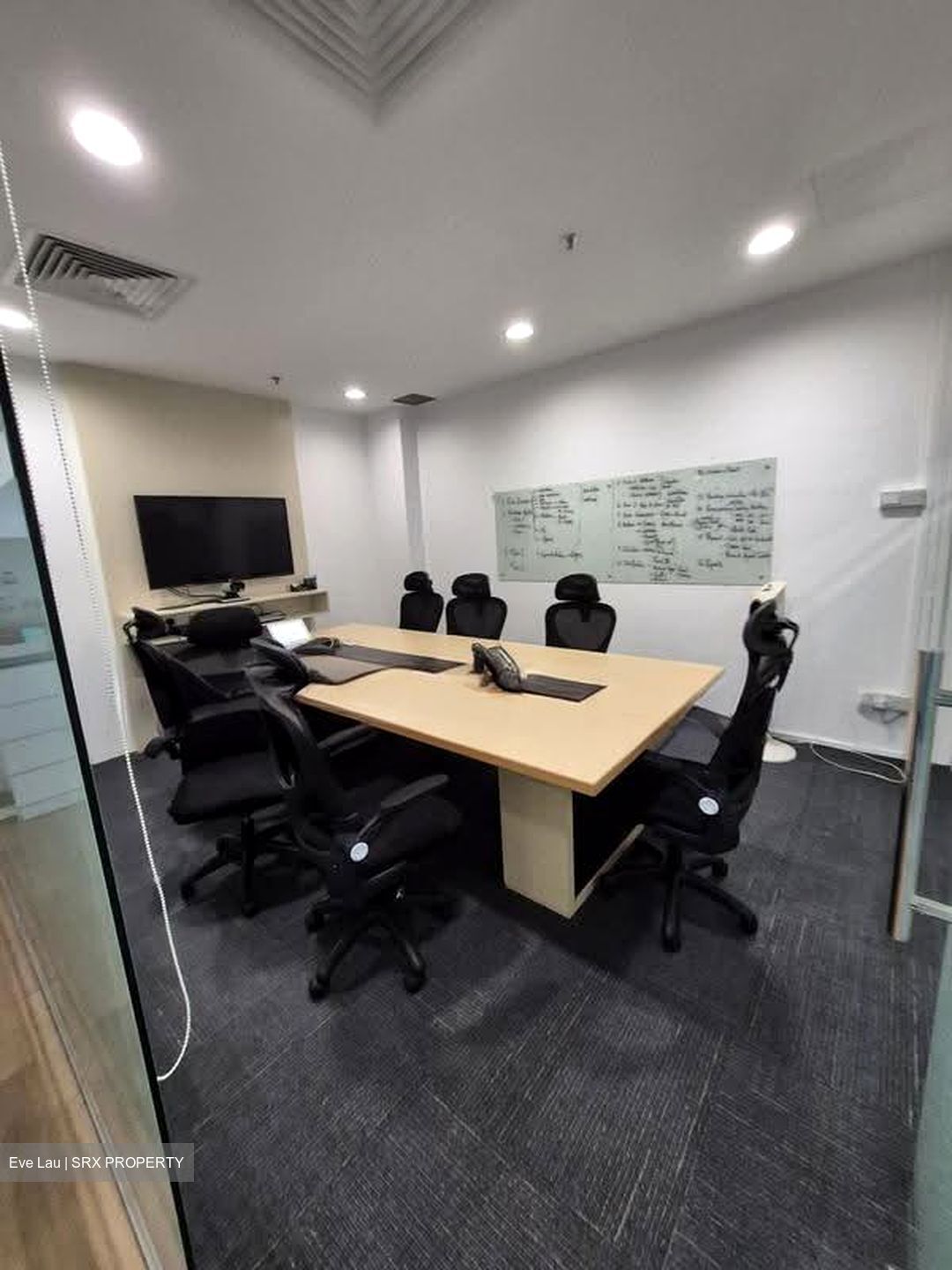 Robinson 112 (D1), Office #625239481